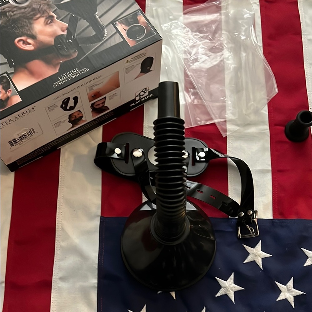 Like-new black Funnel by Master Series - Picture 2 of 13